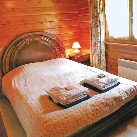 1 Bedroom Amazing In Holiday home *